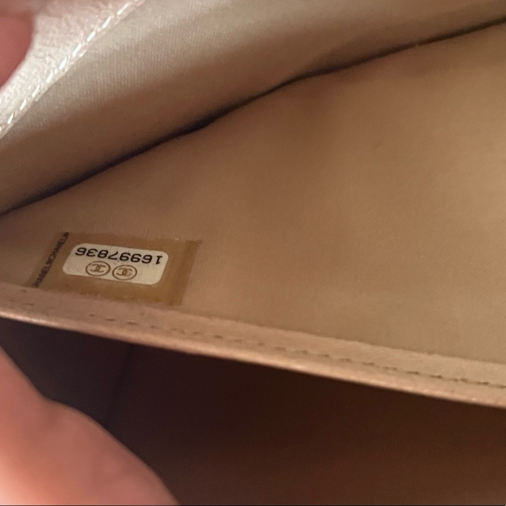 Chanel woc crossbody bag - Picture 7 of 7